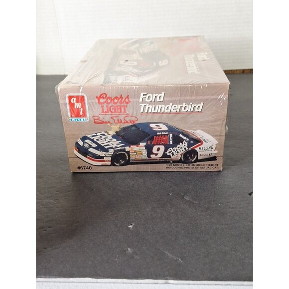 Lot Of 2 NEW! Sealed “STP Grand Prix #44	 NASCAR 1:25 Model Kits - Picture 13 of 14